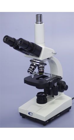 Microscópio Biológico Triocular